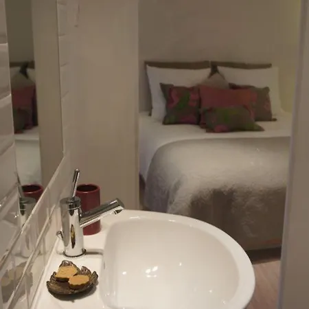 L'autre Maison Bed & Breakfast